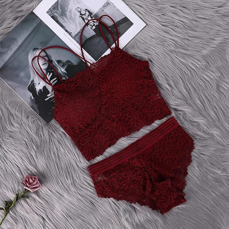 Elegant Lace Lingerie Set – Soft & Sensual Comfort