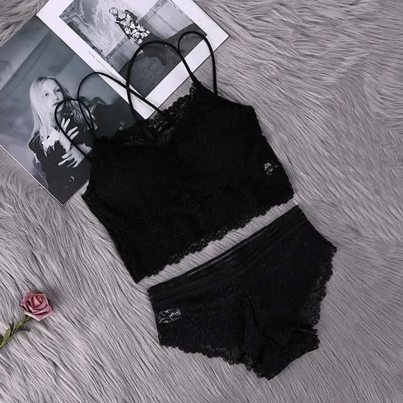 Elegant Lace Lingerie Set – Soft & Sensual Comfort