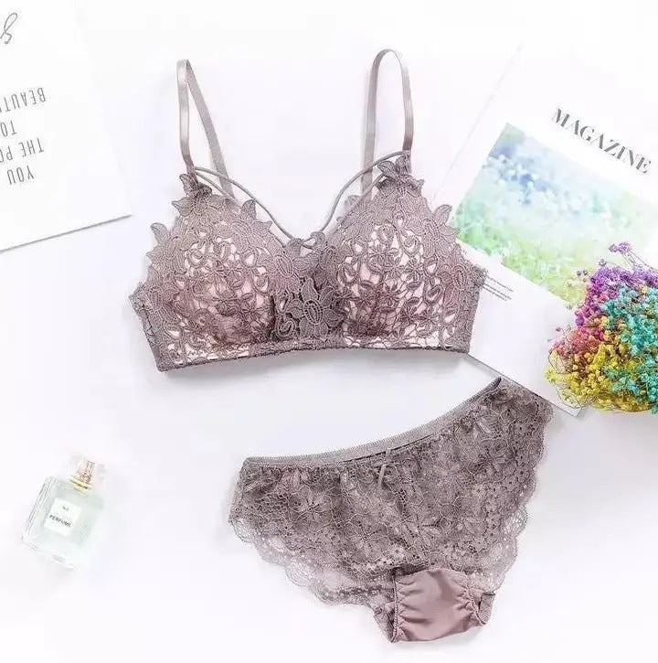 Elegant Lace Bra & Panty Set ❤️