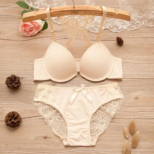 Butterfly Lace Front-Closure Lingerie Set