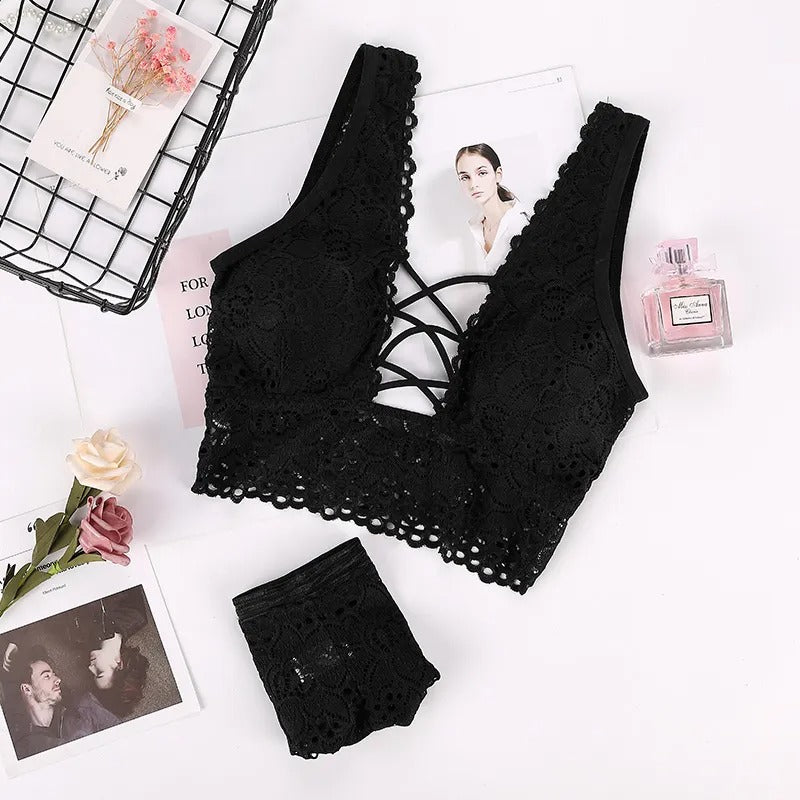Lace Bralette & Shorts Set – Deep V Backless Design